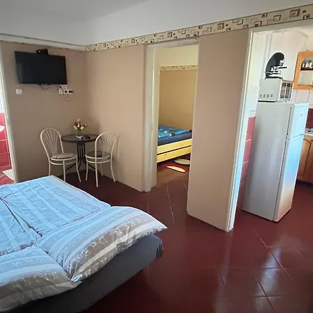Apartment Edu *